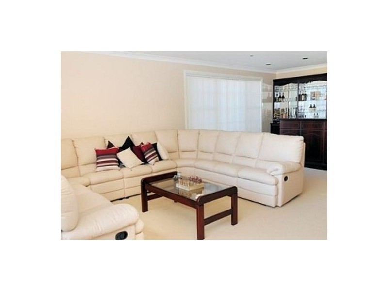 17 Thompson Road, Speers Point NSW 2284