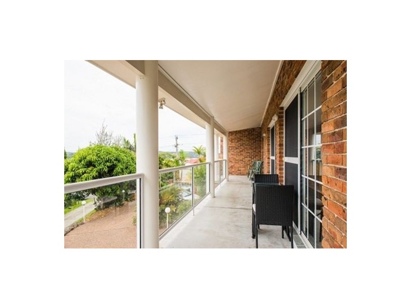 17 Thompson Road, Speers Point NSW 2284