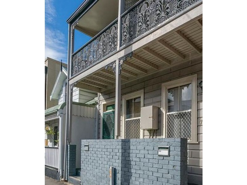 77 Railway Street, Cooks Hill NSW 2300