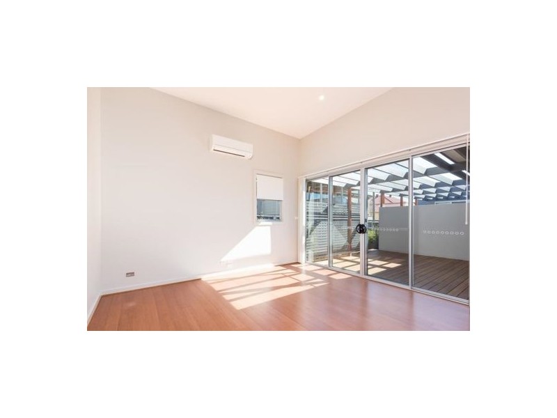 2/49 Beath Crescent, Kahibah NSW 2290