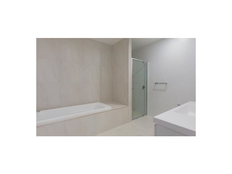 2/49 Beath Crescent, Kahibah NSW 2290