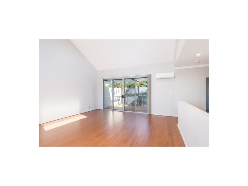 4/49 Beath Crescent, Kahibah NSW 2290