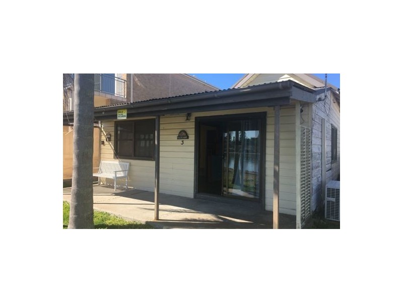 3-3 New Street, Belmont NSW 2280