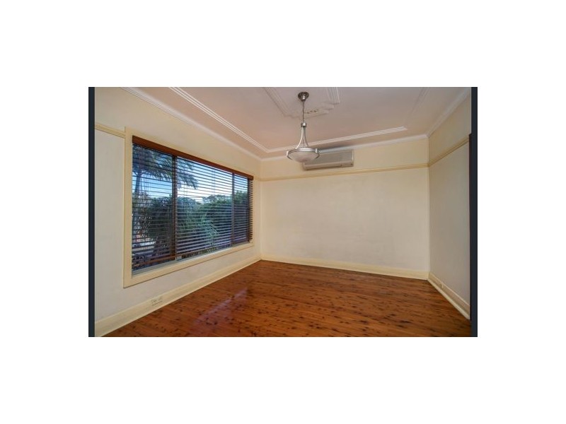27 George Street, Belmont NSW 2280