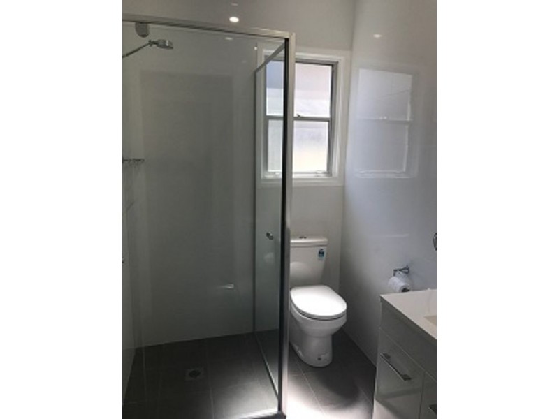 10 Lees St, Charlestown NSW 2290