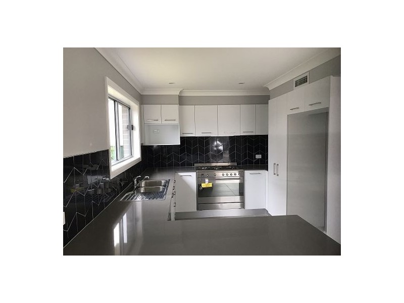 62 Burns Street, Redhead NSW 2290