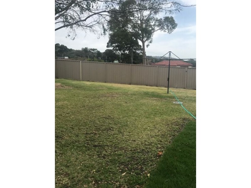 14 Vista Parade, Belmont NSW 2280