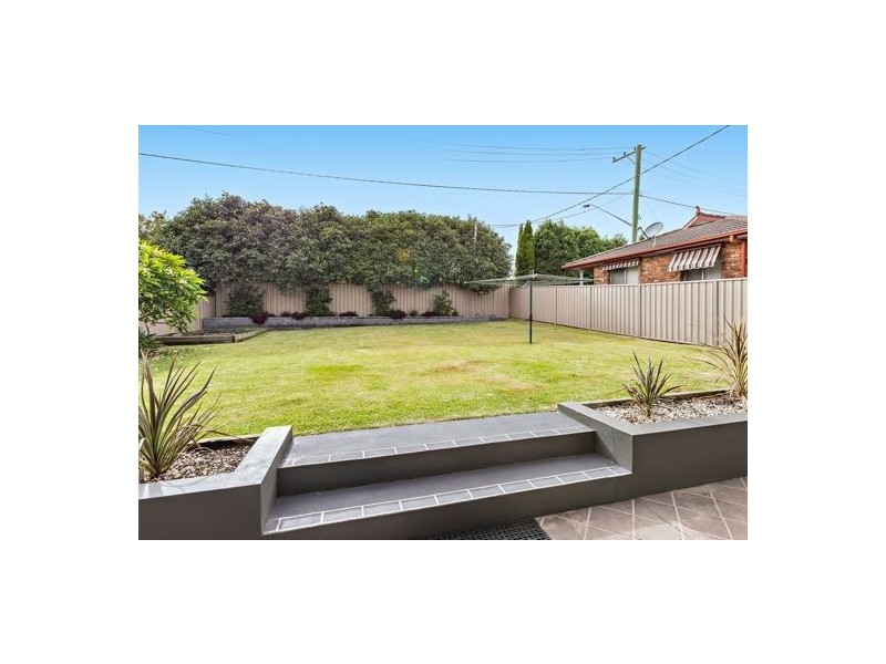 4 Keira Close, Valentine NSW 2280