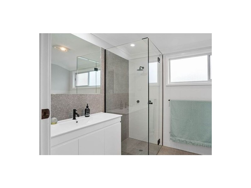 9 Curdie Street, Jewells NSW 2280