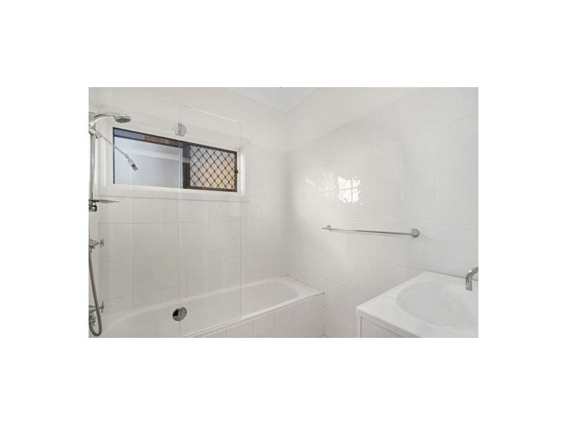 1 Albert street, Belmont NSW 2280