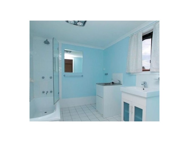 130 Wommara Avenue, Belmont North NSW 2280