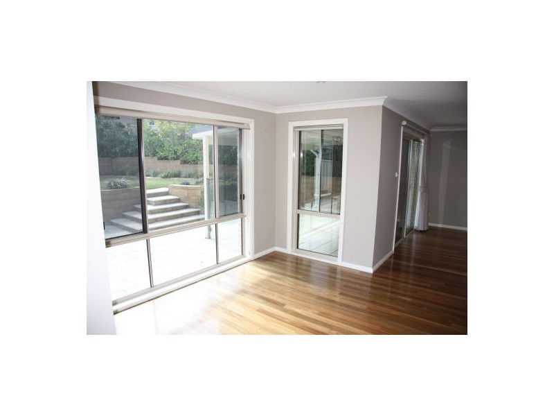 5 Franciska close, Floraville NSW 2280