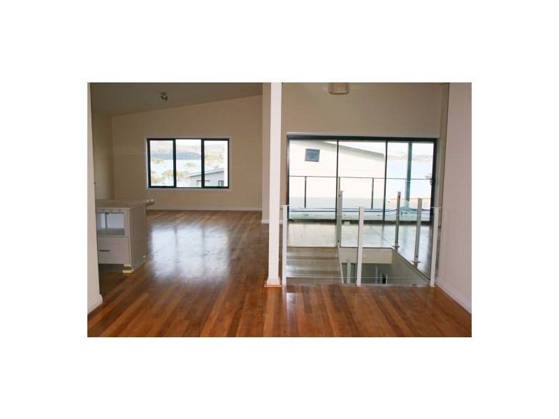 2/344 The Esplanade, Speers Point NSW 2284