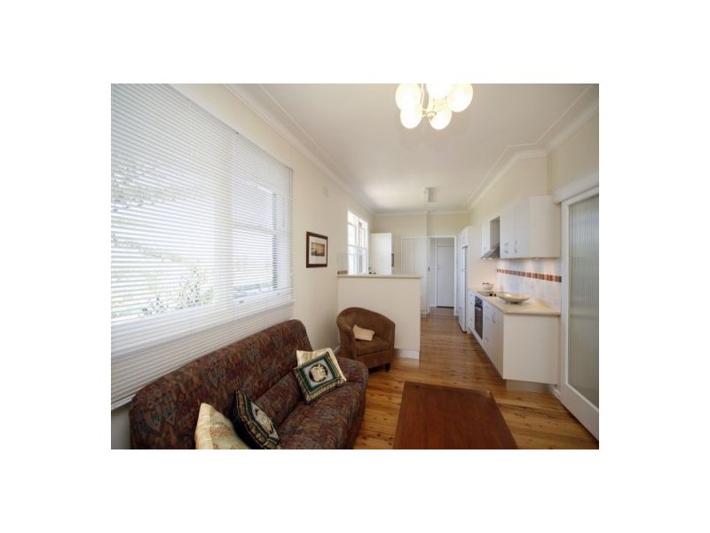 52 Andrew Road, Valentine NSW 2280