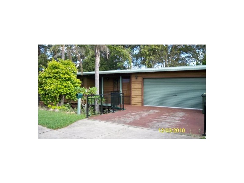 11 Spinnaker Ridge Way, Belmont NSW 2280