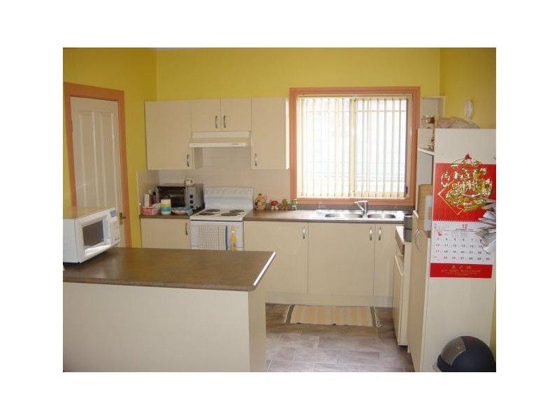 12 Redrose ave, Belmont NSW 2280