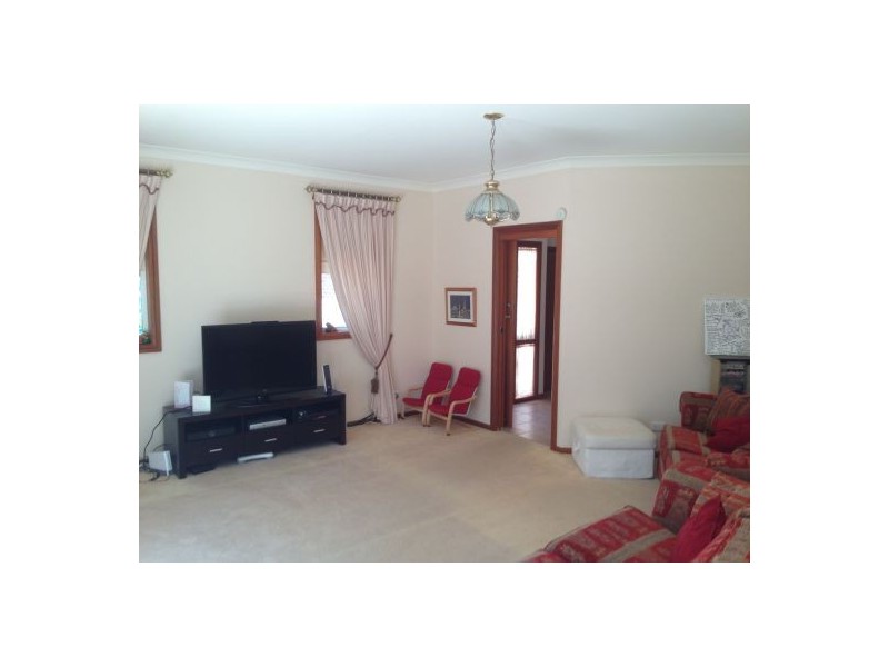 78 Violet Town Rd, Floraville NSW 2280
