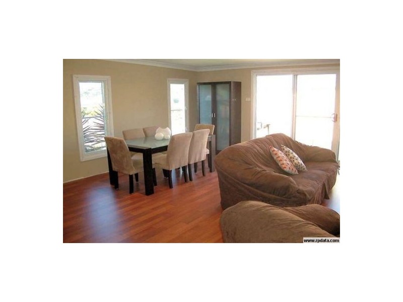 2 Redrose avenue, Belmont NSW 2280