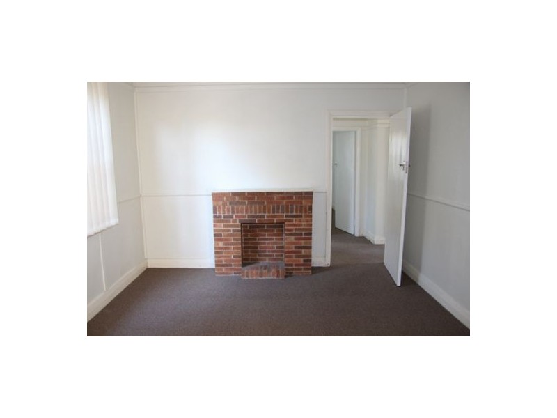 3 Evans Street, Belmont NSW 2280