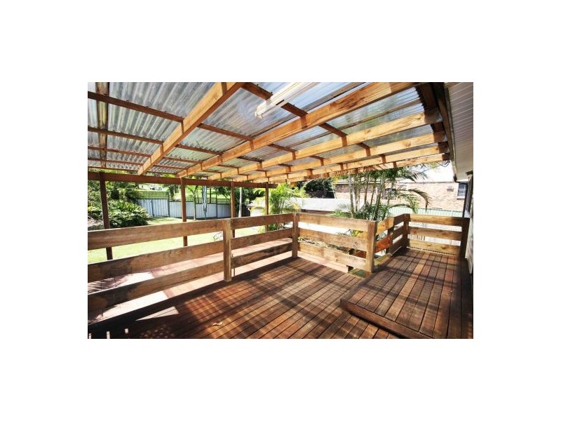 24 Mirambeena street, Belmont North NSW 2280