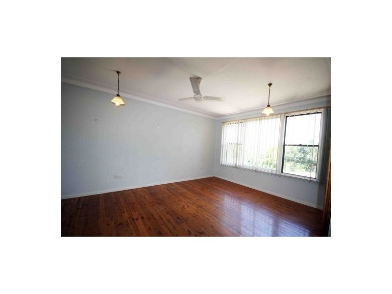 24 Mirambeena street, Belmont North NSW 2280