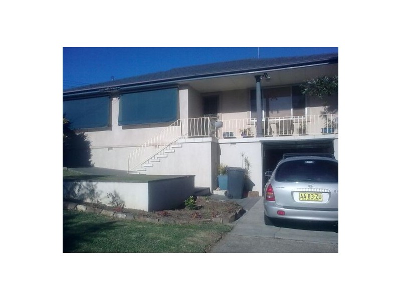 1 Tamar street, Belmont North NSW 2280