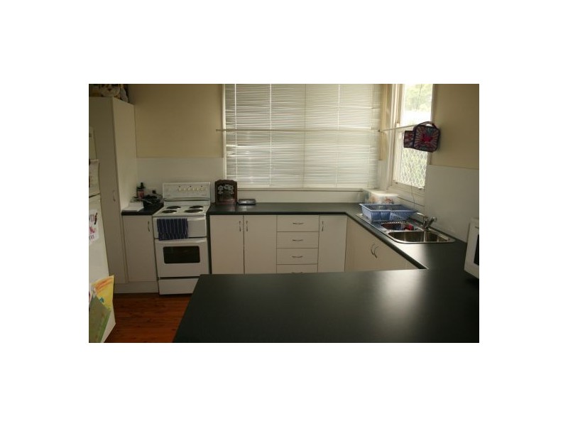 308 Pacific Hwy, Belmont North NSW 2280