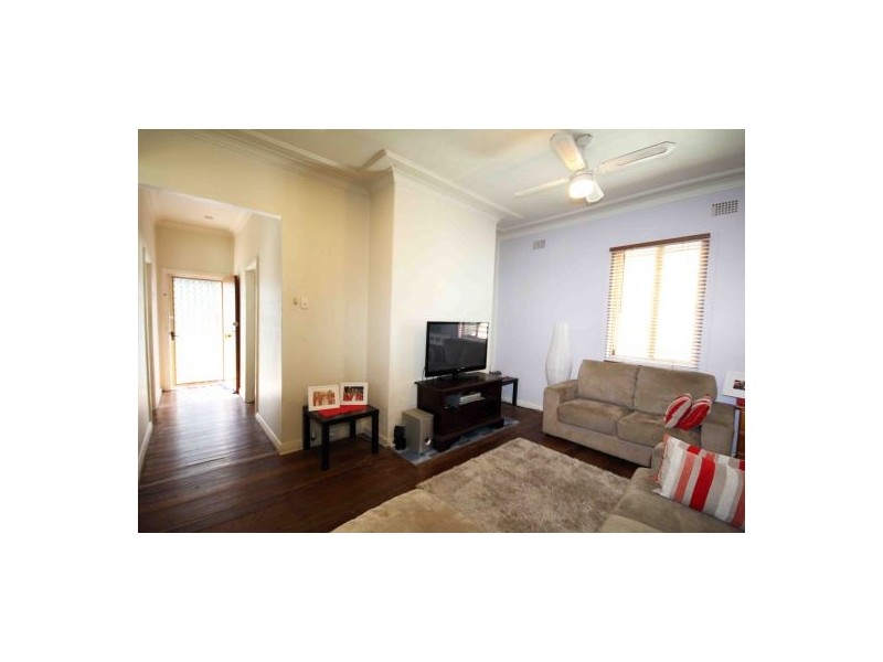 529 Glebe Road, Adamstown NSW 2289