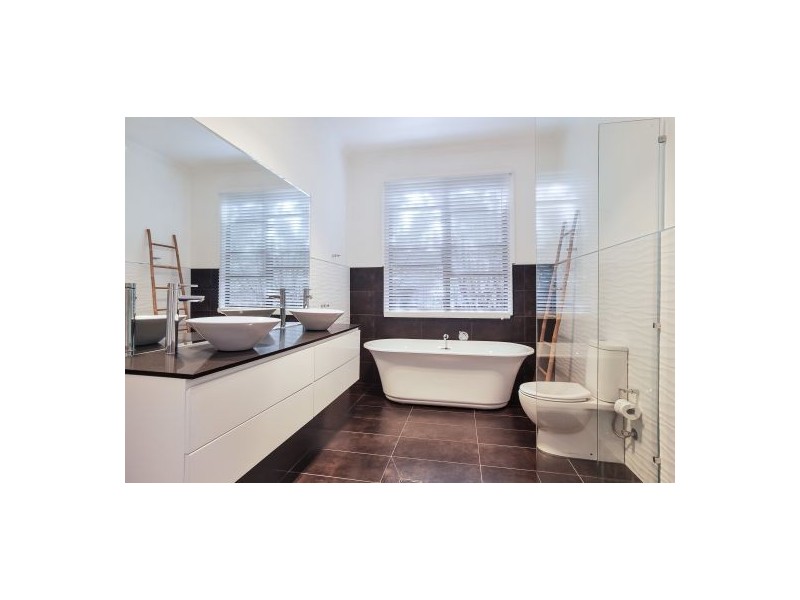 9 Dudley Road, Charlestown NSW 2290