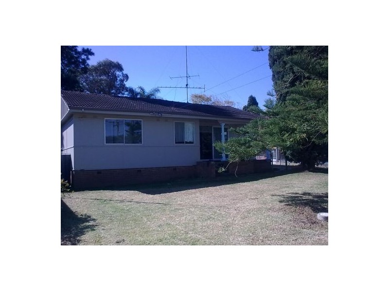 9 Flame street, Gateshead NSW 2290