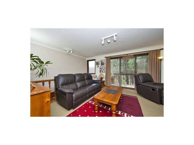 16 Pinaroo Close, Belmont North NSW 2280