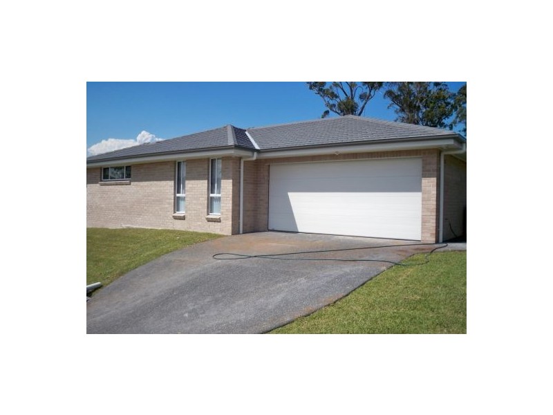 163 Northlakes Drive, Cameron Park NSW 2285