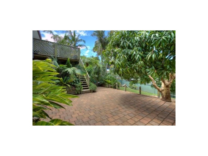 12 Nulkara St, Belmont North NSW 2280