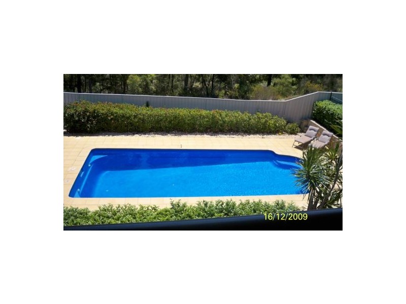 6 Helm Pl, Belmont NSW 2280