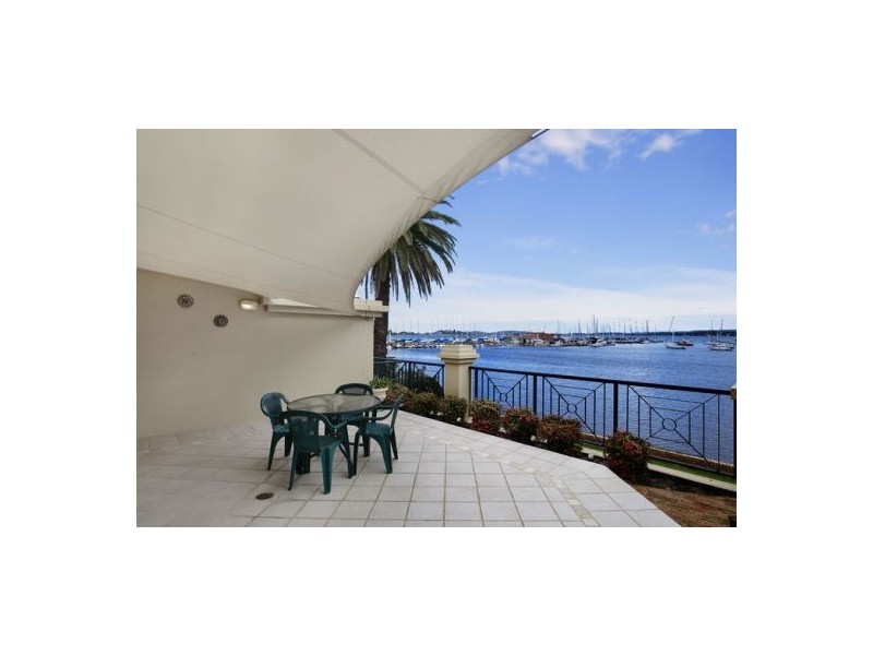 16/41 Walter Street, Belmont NSW 2280