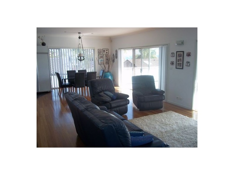 18 Bentley Street, Redhead NSW 2290