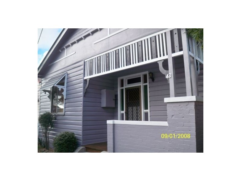 43 Smith Street, Mayfield East NSW 2304