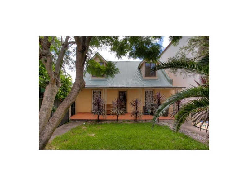 96 Wolfe Street, Newcastle NSW 2300