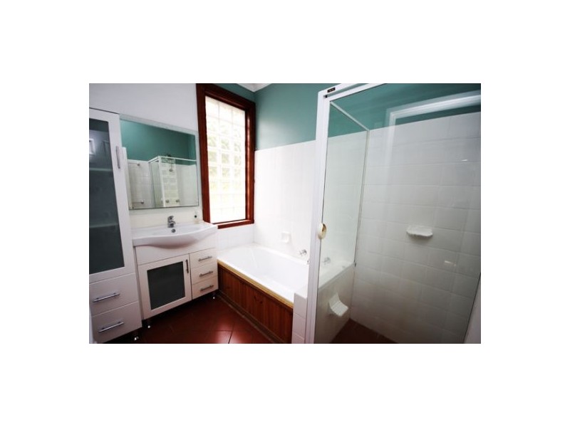 10 Lara Close, Charlestown NSW 2290