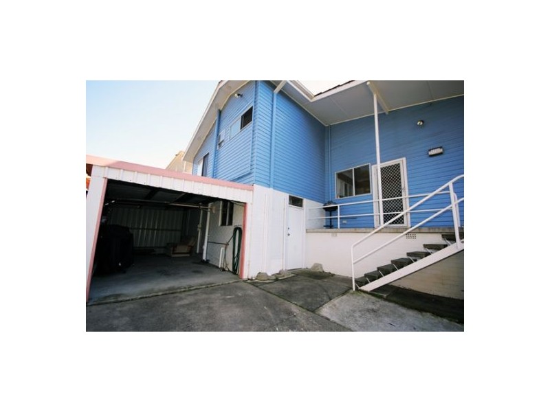 36 Kananook Crescent, Belmont North NSW 2280