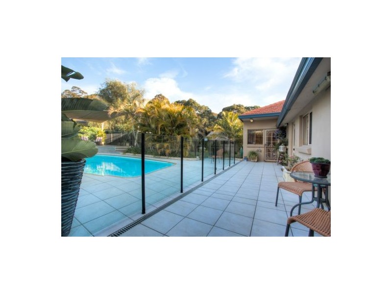 42 Lurnea Crescent, Valentine NSW 2280