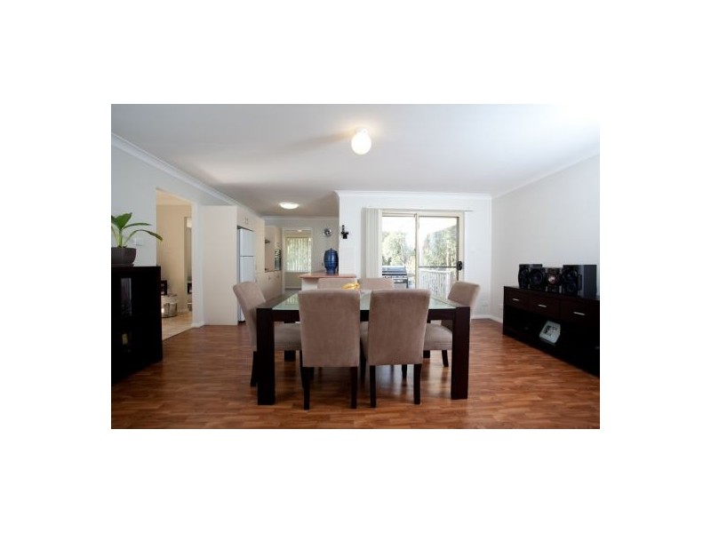 31 Seafarer Close, Belmont NSW 2280
