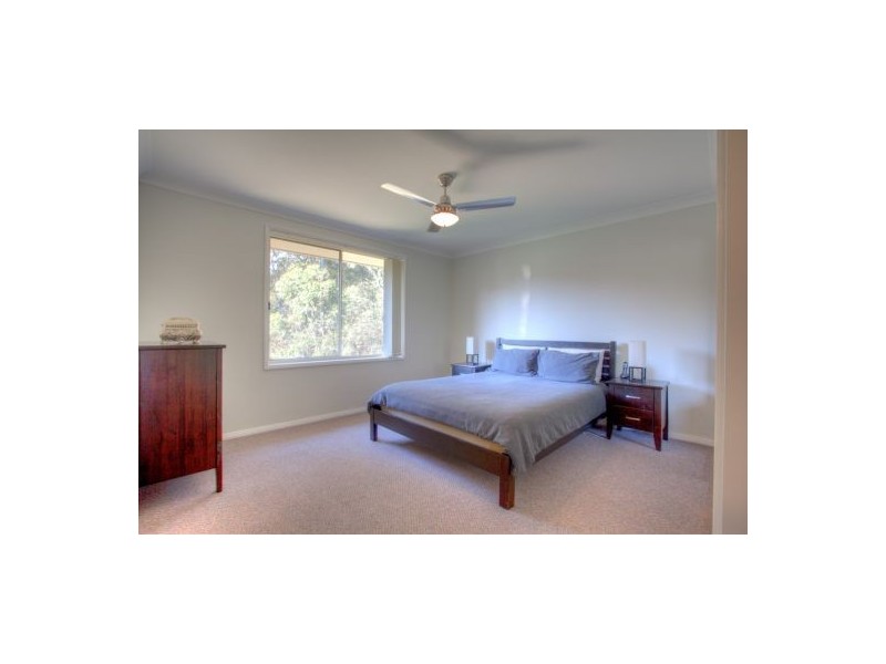 31 Seafarer Close, Belmont NSW 2280