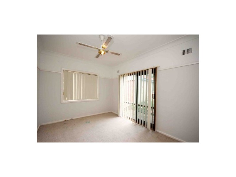 357 Pacific Hwy, Belmont North NSW 2280