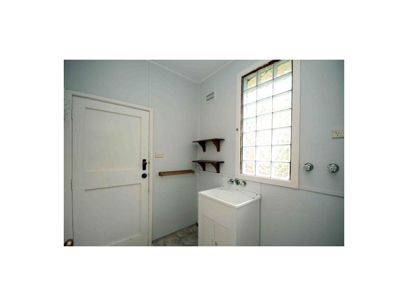 357 Pacific Hwy, Belmont North NSW 2280