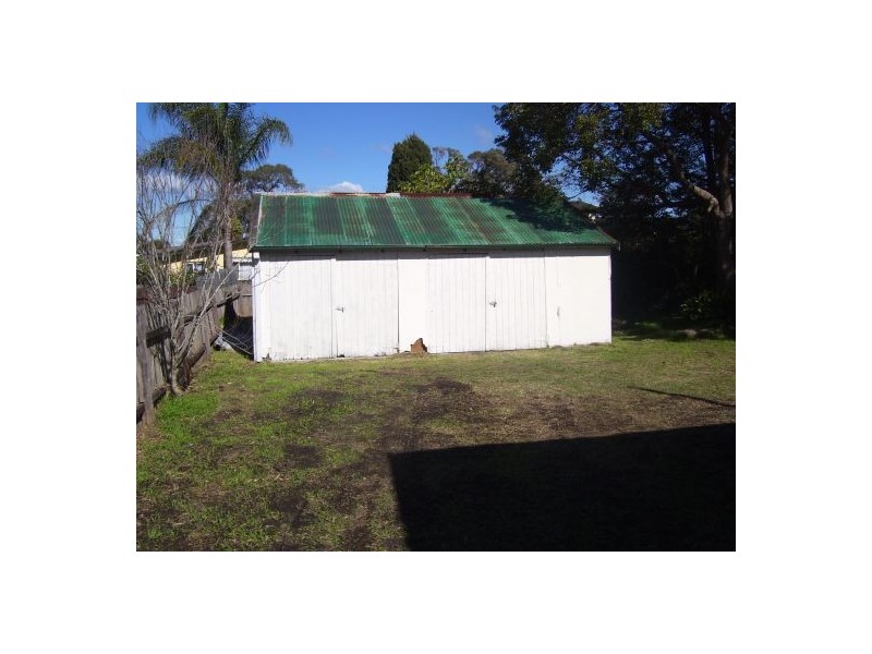 6 Sampson Ave, Belmont North NSW 2280