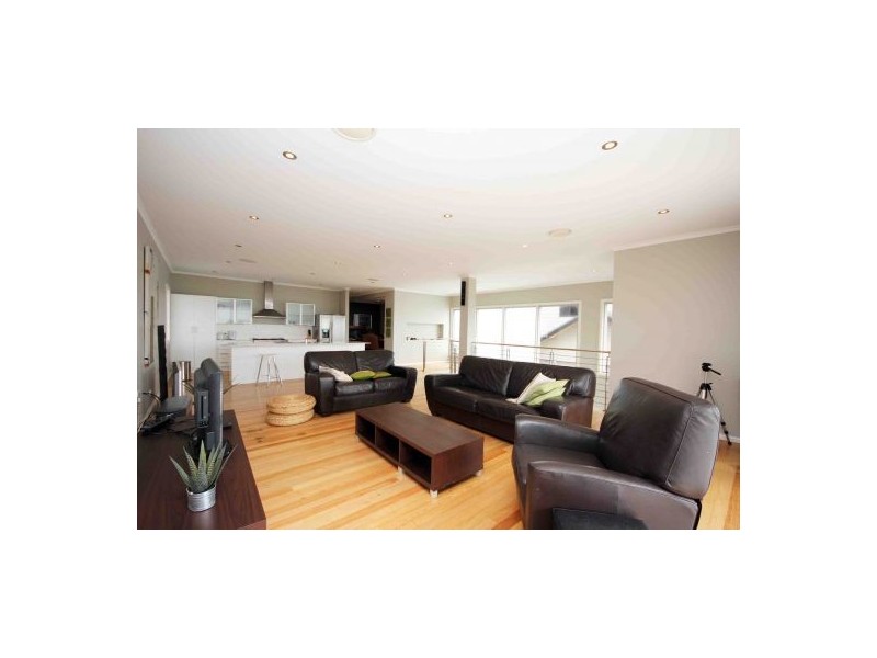 30 Eames Avenue, Stockton NSW 2295