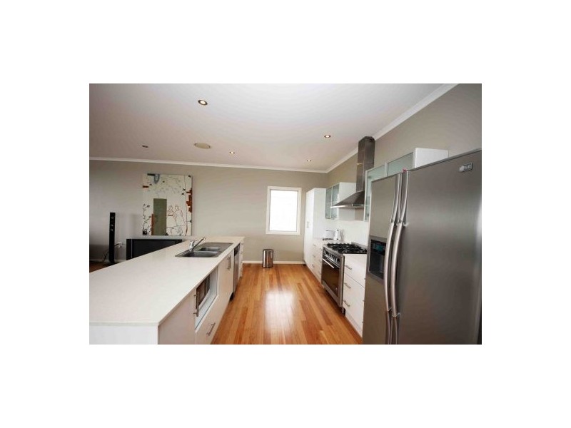 30 Eames Avenue, Stockton NSW 2295