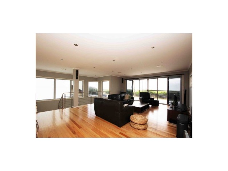 30 Eames Avenue, Stockton NSW 2295