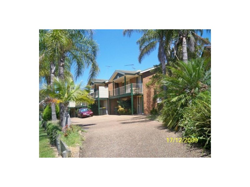 1/34 Bimbadeen Cl, Belmont North NSW 2280